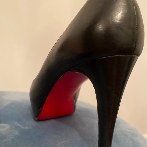 Christian Louboutin Black Very Prive Peep Toe Pump - Picture 4 of 5